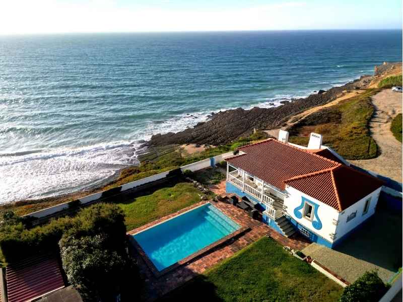 Best Airbnbs in Central Portugal VillaTamar - Azenhas do Mar (Sea Mills)