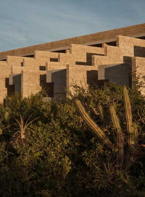 Brutalist Hotels Terrestre