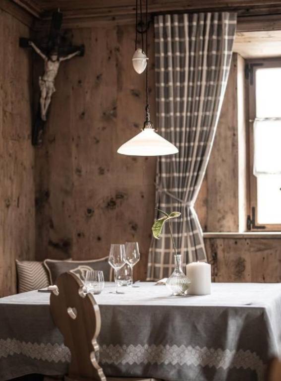 Hotels in the Italian Alps hotel ansitz steinbock