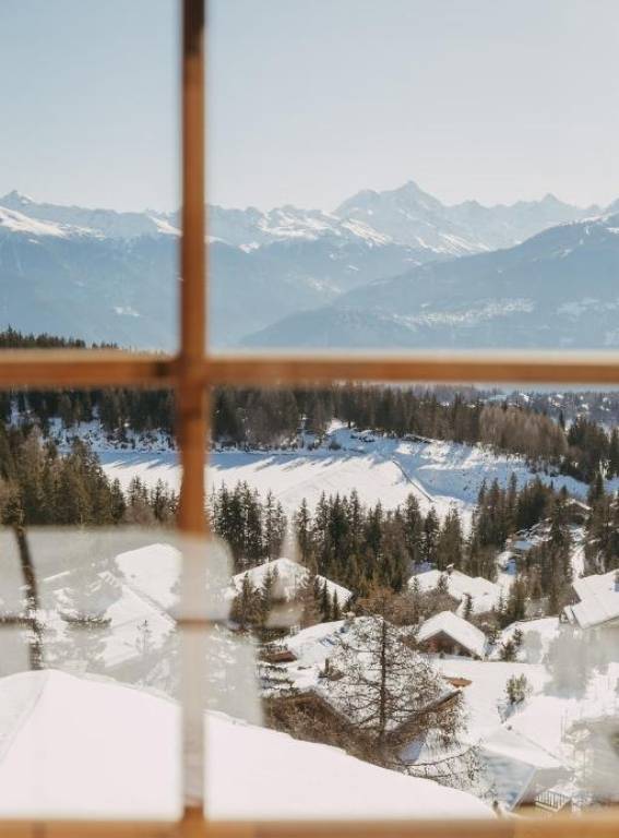 hotels in the Swiss Alps LeCrans Hotels & Spa