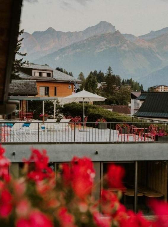 hotels in the Swiss Alps Les Mazots du Clos
