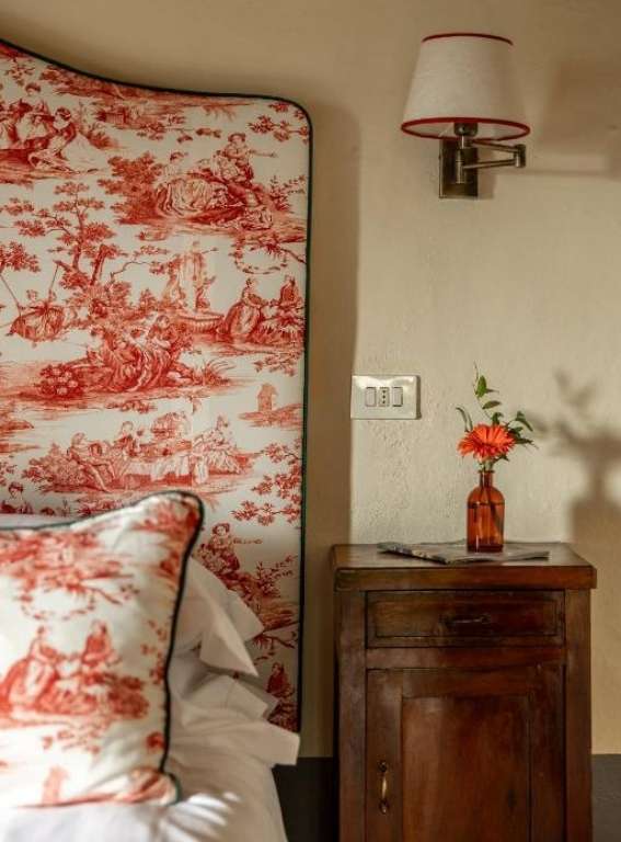 Wine Hotel Italy Borgo Vescine