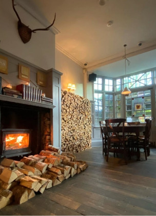 Cosy Pubs In London The Red Lion and Sun