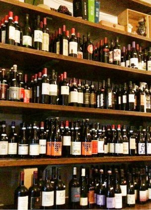 Best Wine Bars In Rome Vinaietto - Old Winery