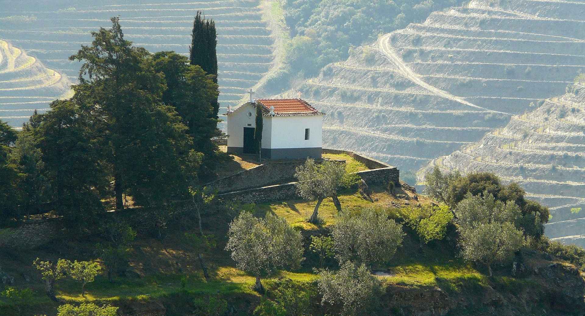 best-wineries-in-douro-valley-01