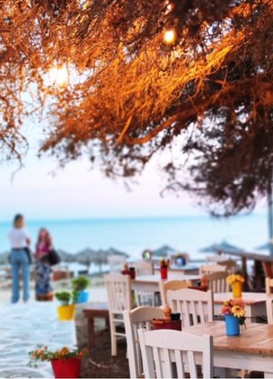 Naxos Restaurants Patatosporos seafood tavern