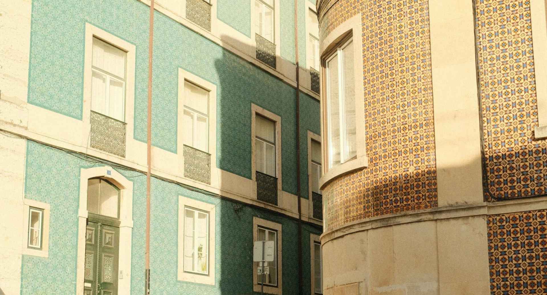 where-to-stay-in-lisbon-02